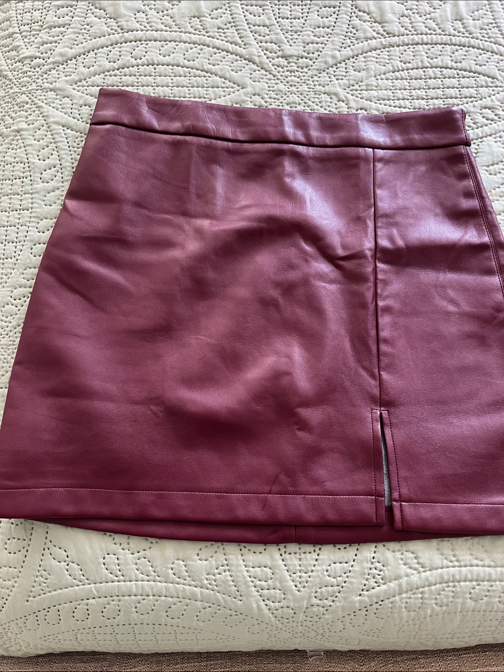 Shinestar Faux Leather Mini Skirt in Burgundy